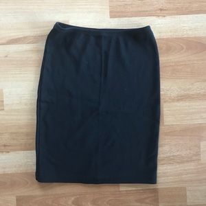 Ribbed black pencil skirt